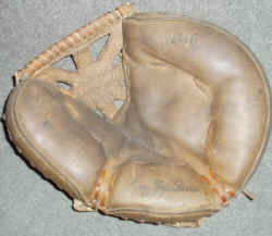 Yogi Berra Catchers Mitt