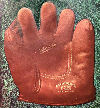 1946 Ripon Knitting Works Raised Pad Softball Glove