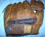 1950s Mickey Mantle Hutch Baseball Glove